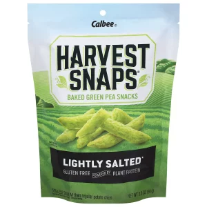 Snacks de pois verts cuits au four légèrement salés