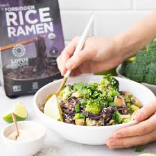 Ramen de riz noir Forbidden Rice bio - Lotus Foods – Image 3